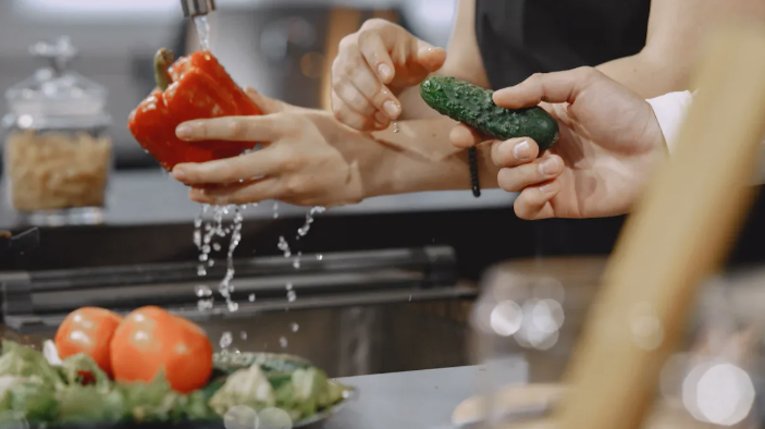 How to make vegetable wash using a food washing machine